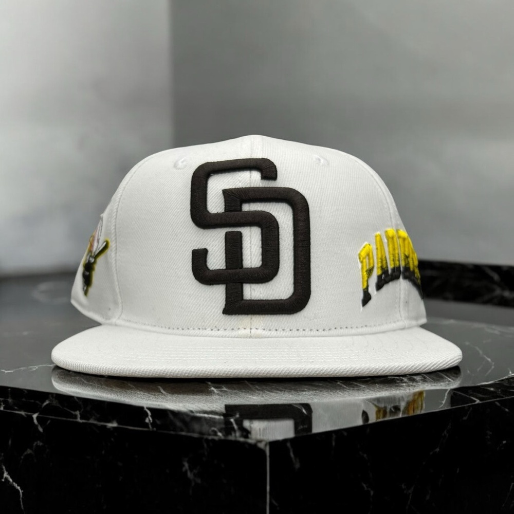 NEW Flawed San Diego Padres Pro Standard Side Script SnapBack Hat Brown UV Cap